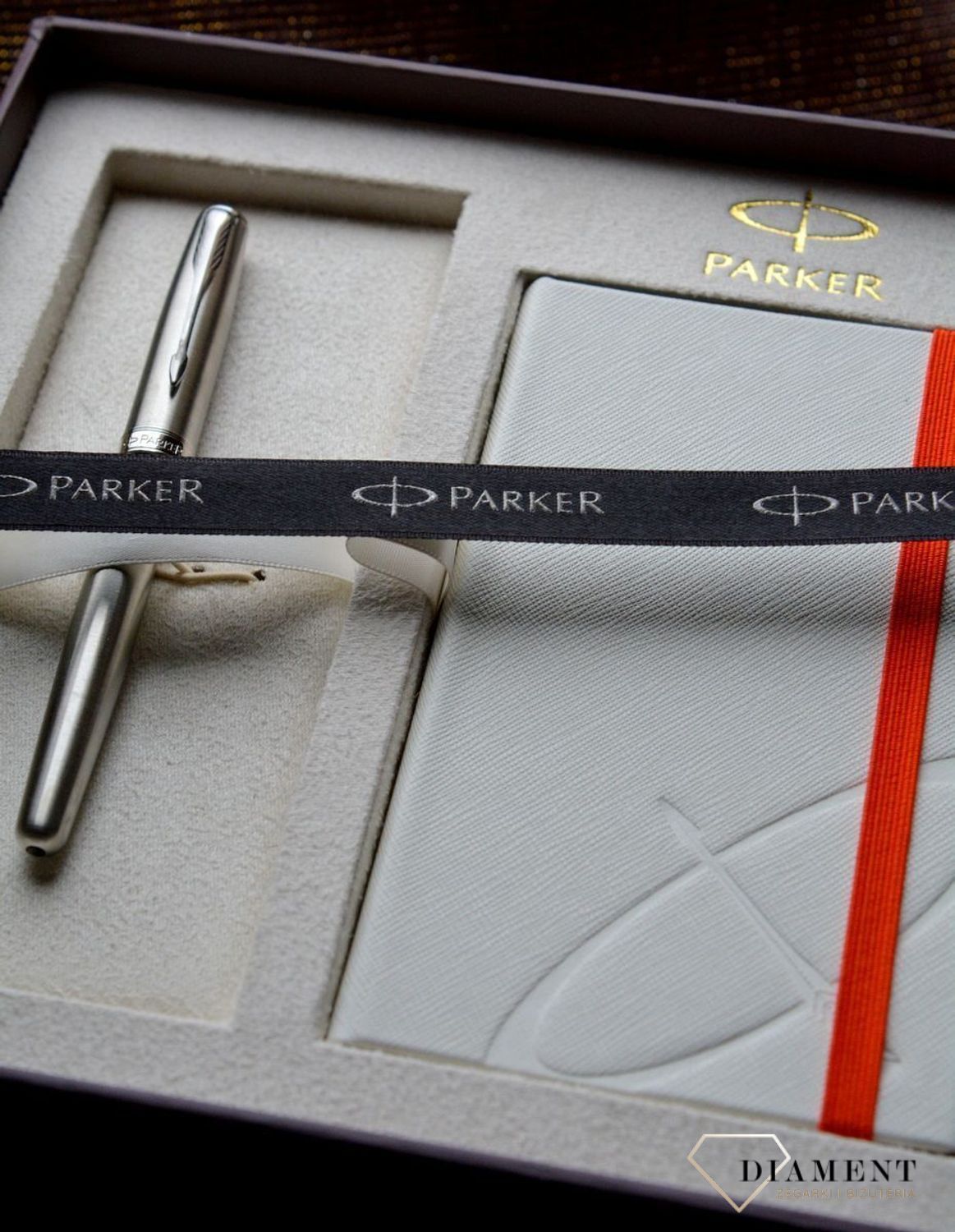 Zestaw Parker Pióro Wieczne z białym Notesem 1889088. Grawer gratis. Prezent dla nauczyciela. Prezent na Komunię z podpisem. ⇨ Artykuły piśmiennicze  (5).JPG