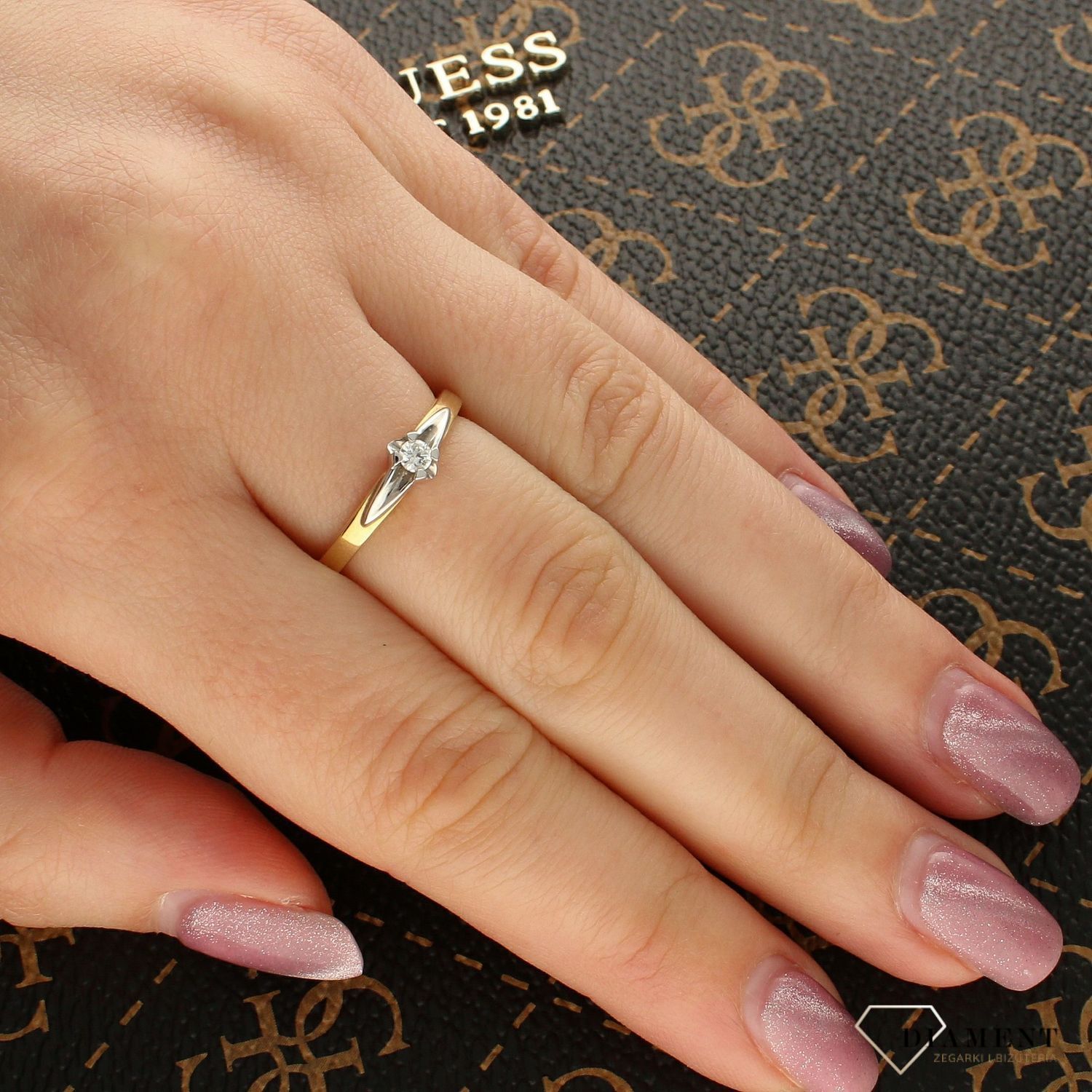 Pierścionek złoty DIAMENT białe i żółte złoto, diament, gwiazdka 194108.jpg