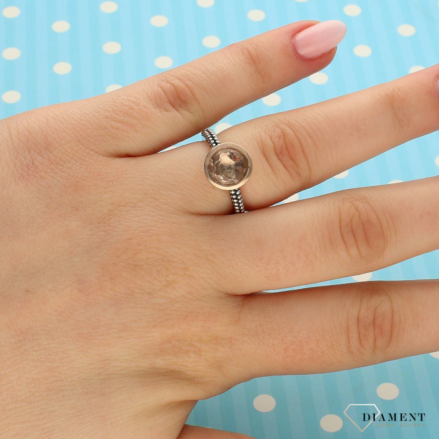 Pierścionek TI SENTO 1941BC.jpg