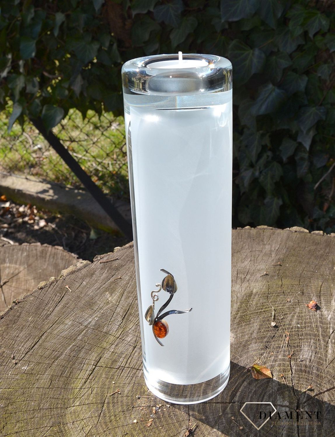 Wazon szklany 25 cm mleczny srebro i bursztyn 1L14N2. Szklany wazon o prostej formie, wąski wysoki wazon wykonany ze szkła z pełną precyzją i dbałością wykonania. Świetny pomysł na prezent..JPG