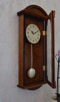 Zegar ścienny drewniany dębowy Adler 20042D✅ Zegar ścienny wykonany z drewna w kolorze dębu to świetna ozdoba ściany . Zegary dębowe (12).JPG
