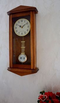 Zegar ścienny wiszący drewniany dębowy Adler 20130D to zegar drewniany wiszący z wahadłem idealny do stylowych, drewnianych wnętrz. ✓Zegary ścienne ✓Zegary szafkowe ✓ Drewniany zegar (4).JPG