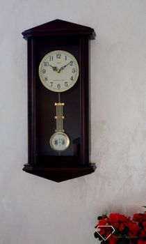 Zegar ścienny wiszący drewniany wenge Adler 20130W to zegar drewniany wiszący z wahadłem idealny do stylowych, drewnianych wnętrz. ✓Zegary ścienne✓Zegary szafkowe ✓ (2).JPG