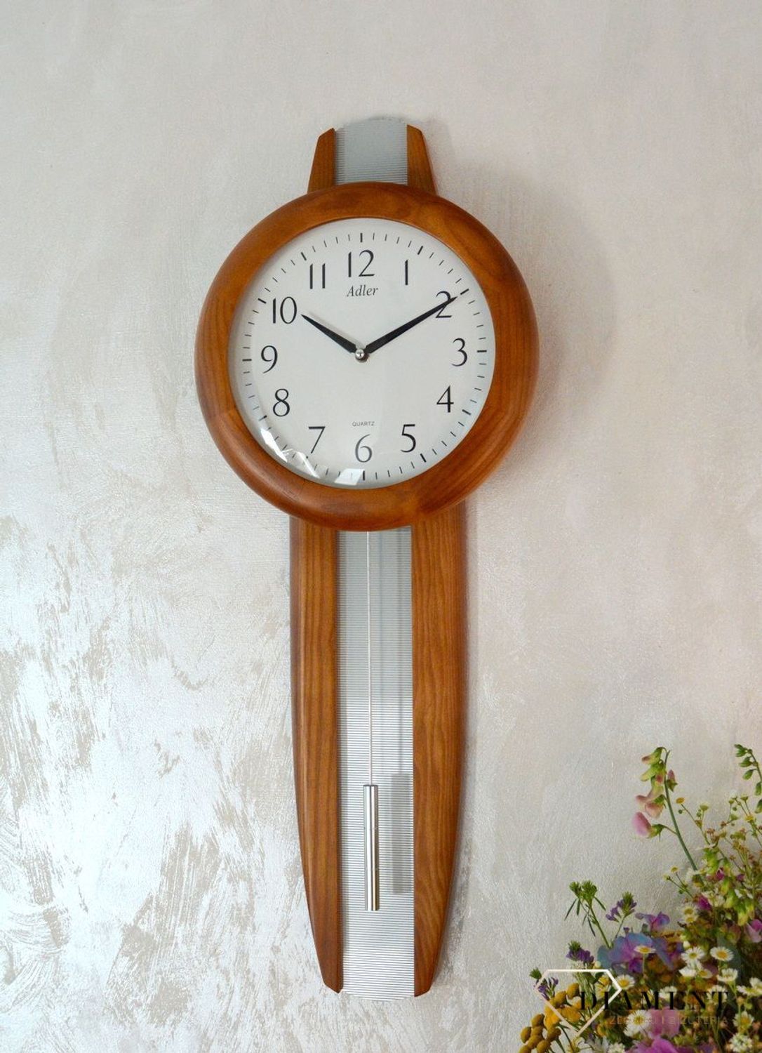 Zegar ścienny drewniany Adler 20229D. Zegar ścienny drewniany z wahadłem. Zegar na ścianę z wahadłem, drewniany. Zegar drewniany orzech. Prezent na parapetówkę (2).JPG