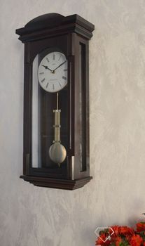 Zegar ścienny drewniany wenge Adler 20238W ✅ Zegar ścienny wykonany z drewna w ciemnej kolorystyce. ✅ Tarcza zegara w jasnym kolorze z czarnymi cyframi rzymskimi ✅ Drewniany zegar z wahadłem (7).JPG
