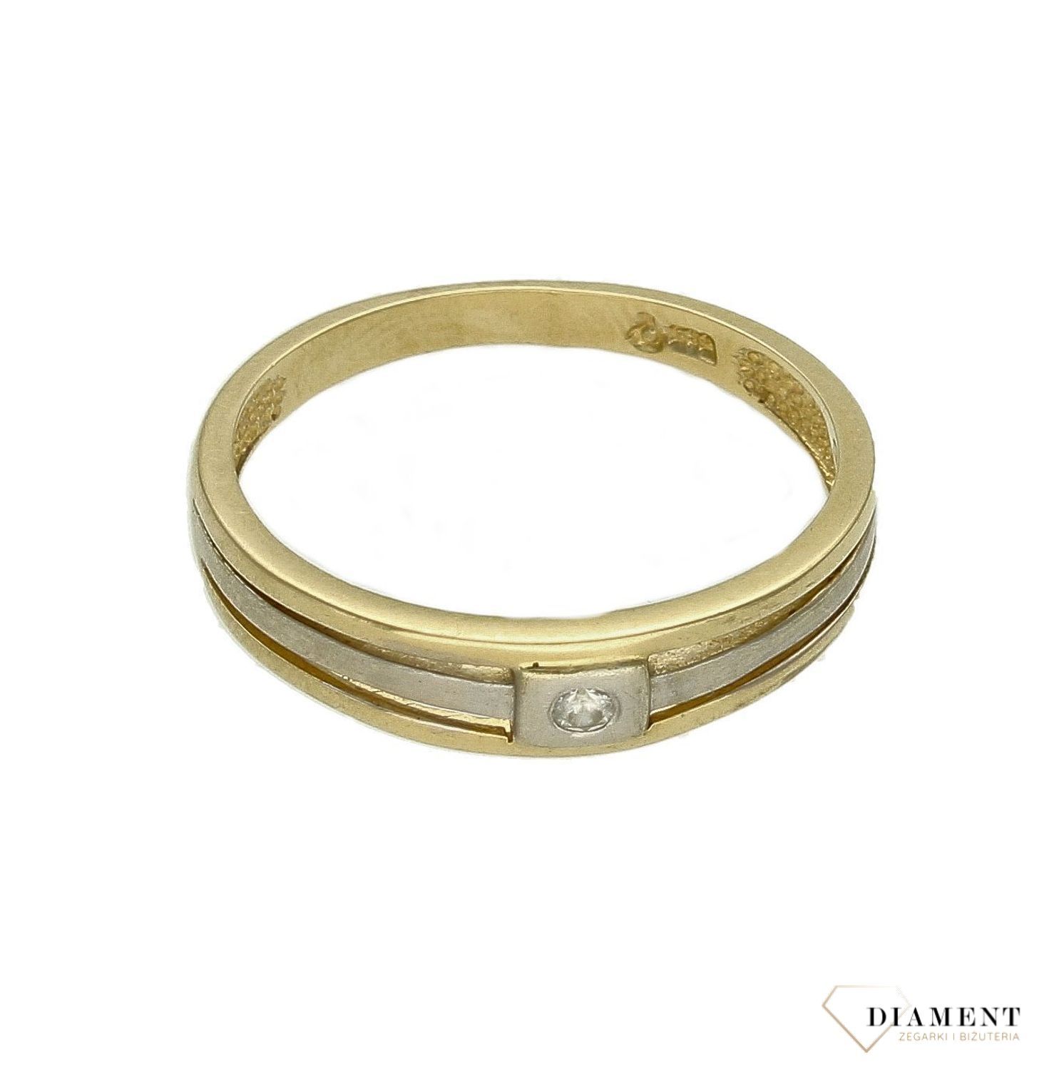 Złoty pierścionek damski “Obrączka z płaską cyrkonią” 585.  Klasyczny pierścionek. Pierścionek zaręczynowy. Pierścionek złoty z.jpg