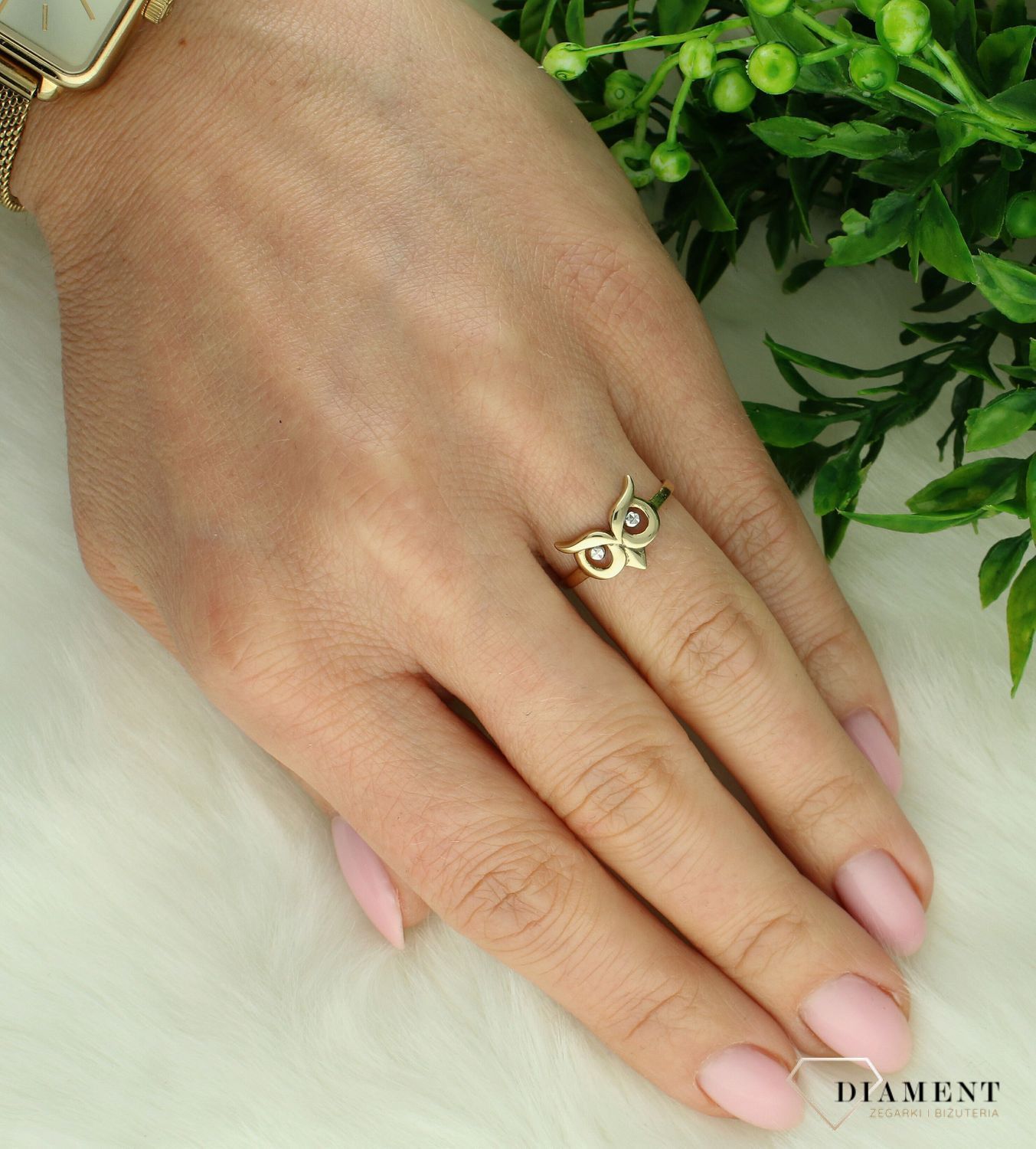Złoty pierścionek damski 333 sowa z cyrkoniami 206071 (2).jpg