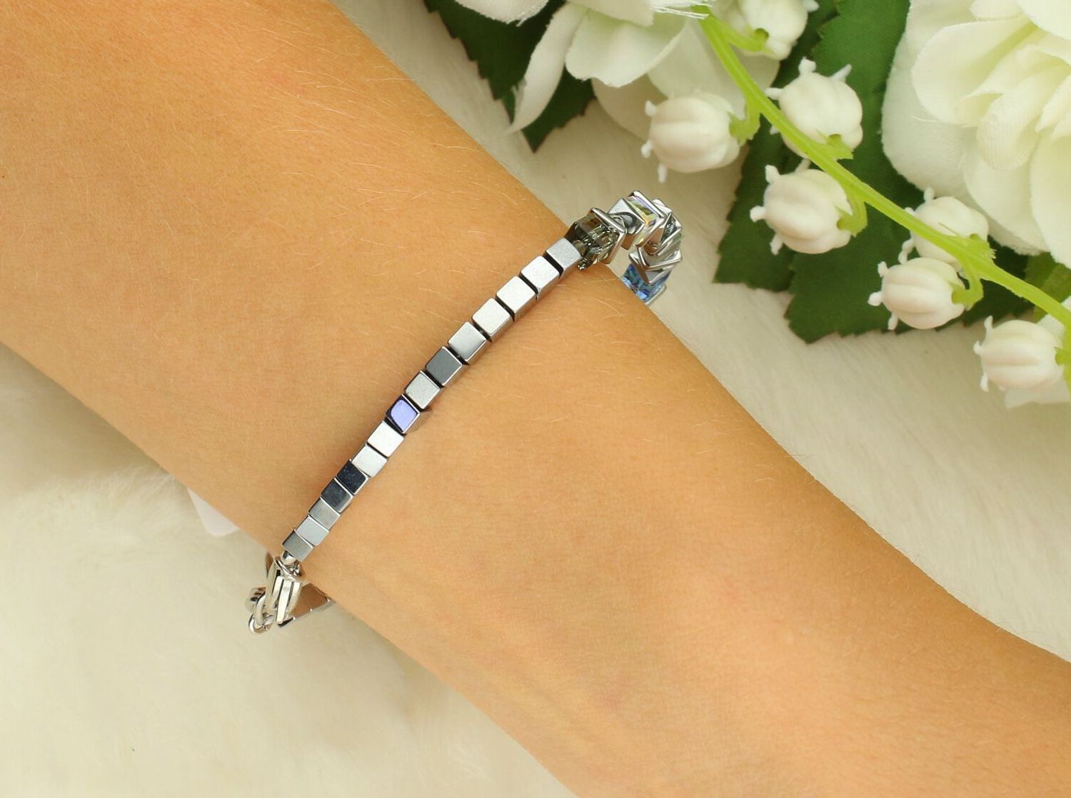 Bransoletka damska Coeur De Lion Sparkling Cubes Fusion Chain 210030-0717 srebrno-niebieska.jpg