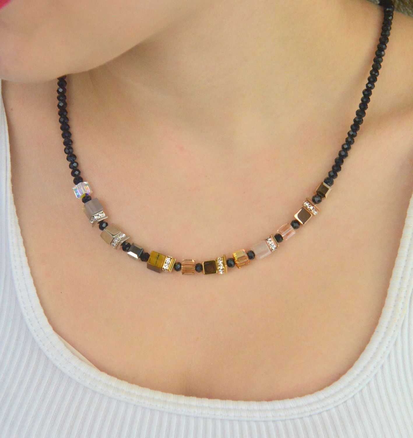 Naszyjnik damski GeoCUBE® Precious Nature Tricolor 210110-1633 – naturalne kamienie  COEUR DE LION (1).jpg