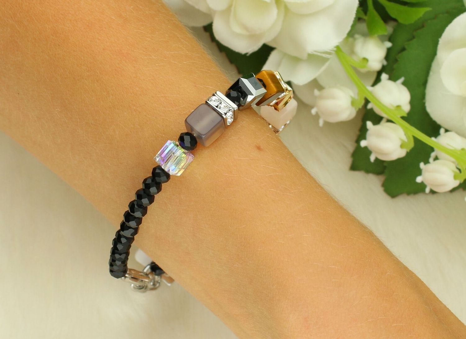 Bransoletka damska Coeur De Lion GeoCUBE® 2101301633 Precious Nature trójkolorowa – awenturyn, agat, tygrysie oko.jpg