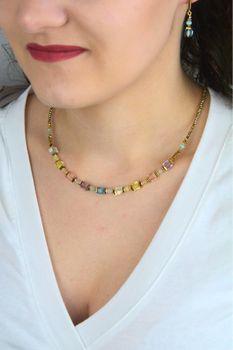 Naszyjnik Coeur de Lion Cube Aura 210410-1576 złoty – hematyt, Swarovski® (3).jpg