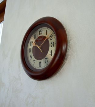 Zegar ścienny drewniany Drewno mahoń 21090CH ✓Zegary ścienne ✓Zegary na ścianę  ✓ Drewniany zegar✓  Autoryzowany sklep✓ Kurier Gratis 24h (7).JPG
