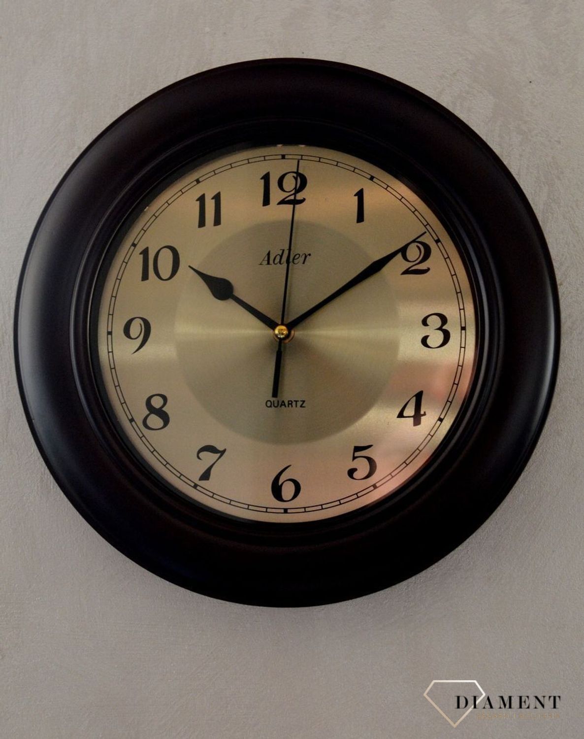 Adler 21147-W2 zegar ścienny drewniany ze złotą tarczą i cyframi arabskimi ✓Zegary ścienne ✓ Drewniany zegar (2).JPG