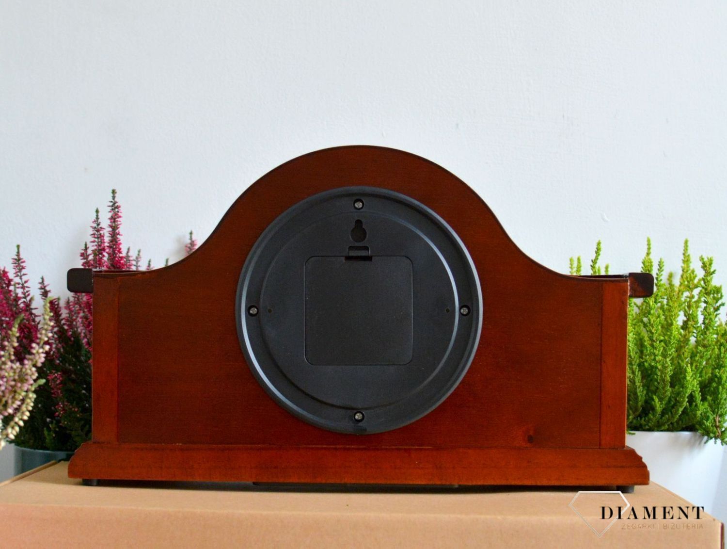 Zegar kominkowy drewniany Adler 22129W w kolorze ciemnego brązu z czytelną tarczą ⏰ Zegary kominkowe  (1).JPG