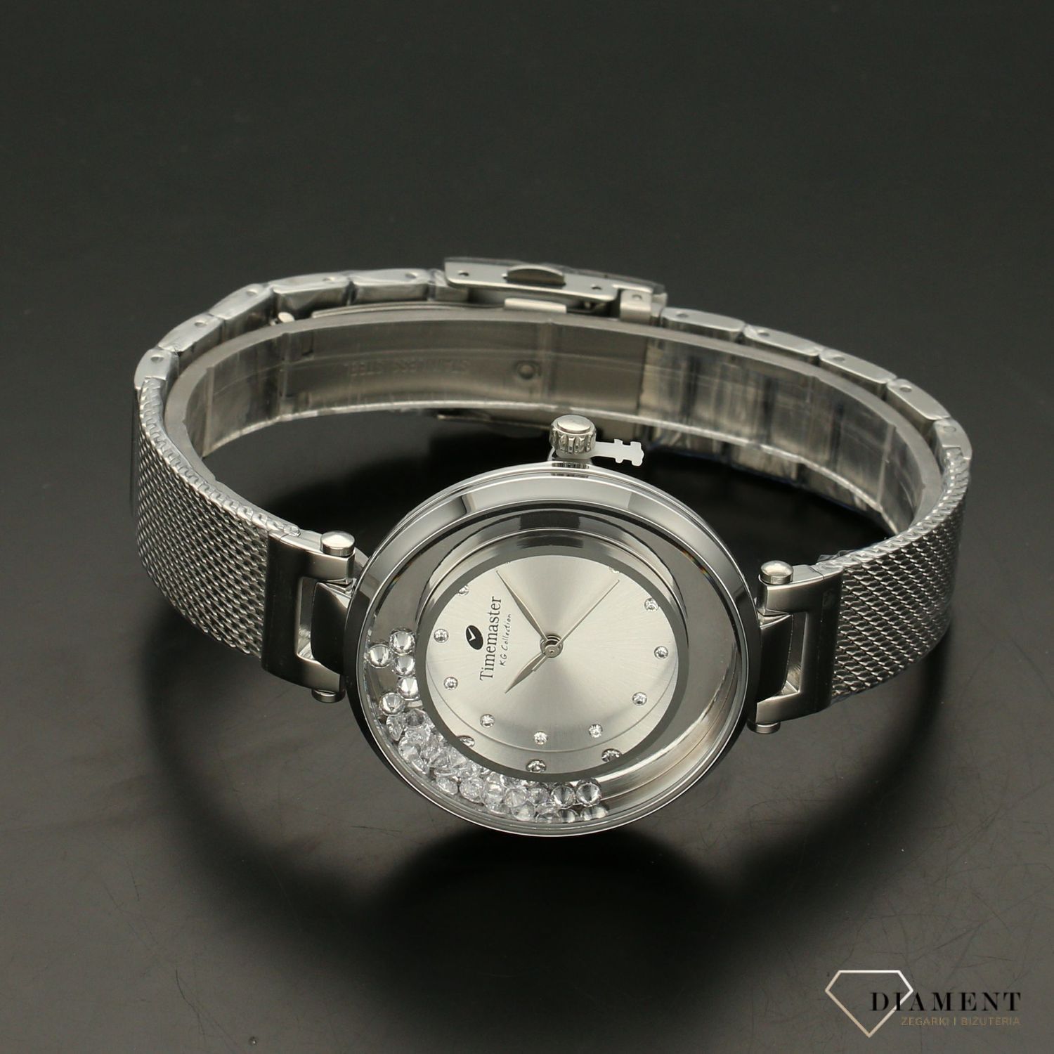 Zegarek damski TIMEMASTER 226-1A srebrny z kryształami.  Zegarek damski z pięknymi, mieniącymi się kryształami. Zegarek damski w kolorze srebrnym. Tarcza zegarka ozdobiona błyszczącą cyrkonią. Zegarek damski (5).jpg