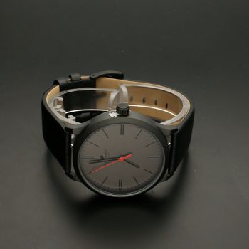 Zegarek męski na skórzanym pasku TIMEMASTER 228-3. Pasek skórzany w kolorze czarnym, sprzączka w czarnym kolorze. Tarcza nowocze (4).jpg