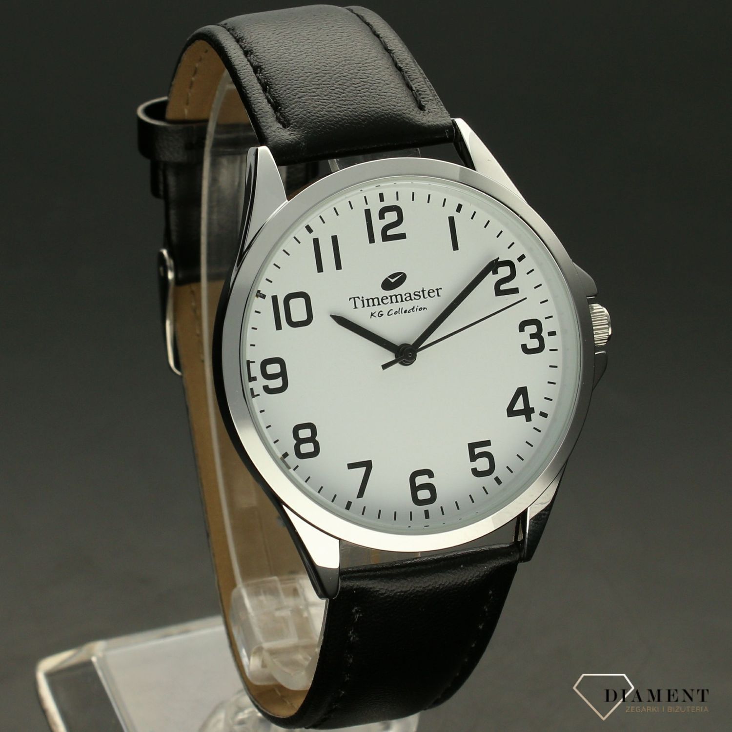 Zegarek męski TIMEMASTER 231-1 klasyczny na pasku. Zegarek męski. Zegarek męski o klasycznym wyglądzie na czarnym skórzanym pasku, sprzączka w kolorze srebrnym. Tarcza zegarka w kolorze białym z czarnymi, czytelnymi cyframi (2).jpg