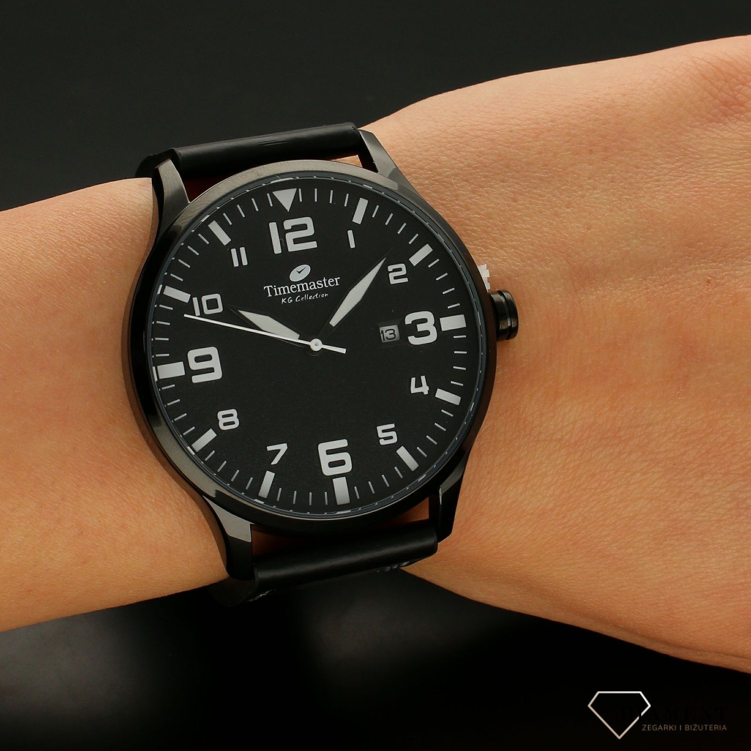 Zegarek męski na czarnym pasku Timenmaster 235-4 z białymi cyframi na czarnej tarczy  (1).jpg