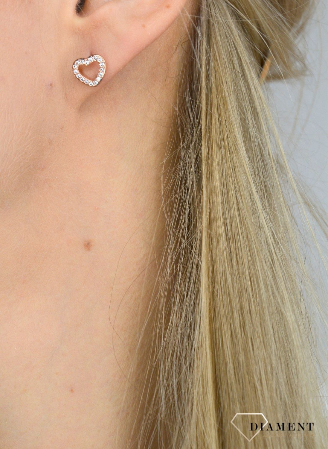 Zestaw prezentowy zegarek z naszyjnikiem, bransoletką i kolczykami Sekonda 'Miłosne serca' 2363G (1).jpg