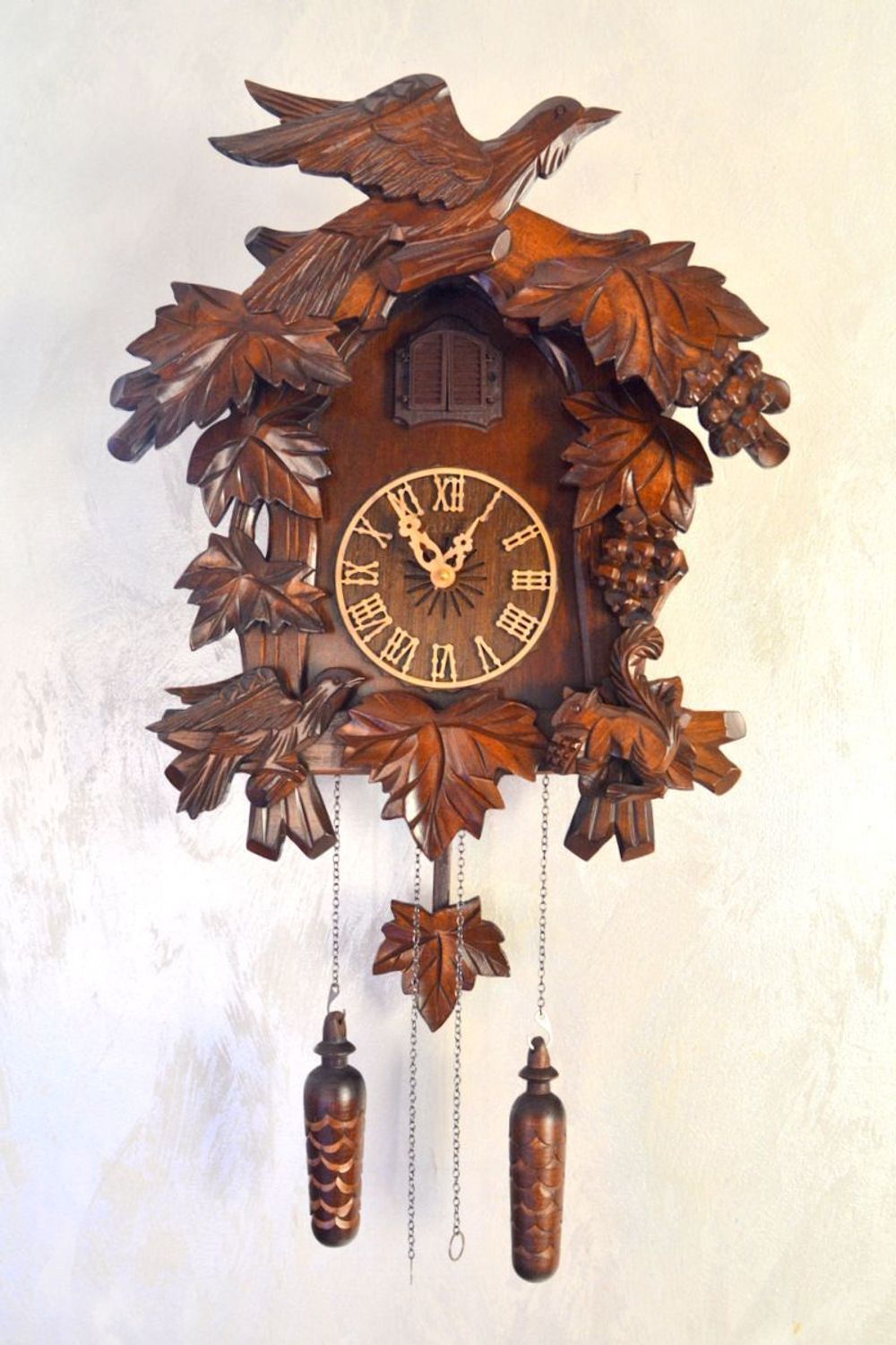 Zegar Adler 24009 W – drewniany zegar z kukułką, wahadłem i czujnikiem zmierzchu (7).JPG
