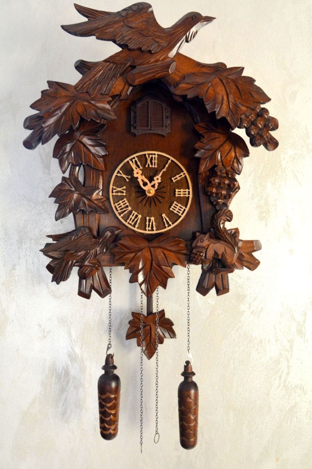 Zegar Adler 24009 W – drewniany zegar z kukułką, wahadłem i czujnikiem zmierzchu (7).JPG
