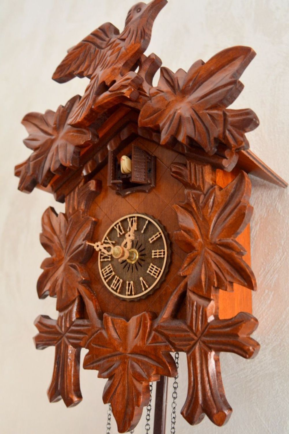 Zegar ścienny z kukułką Adler 24026W Wenge – Drewniany, Kwarcowy (2).JPG