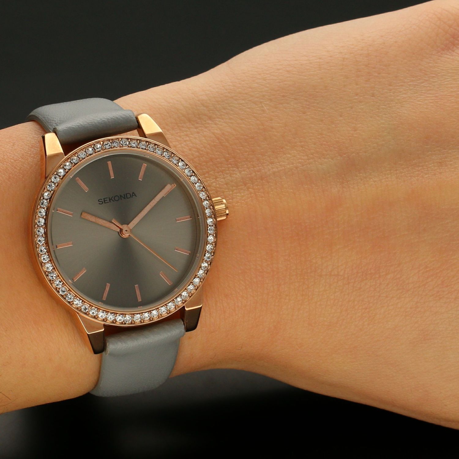 Zegarek damski Sekonda 'Blaski Szarości' 2454.1.jpg