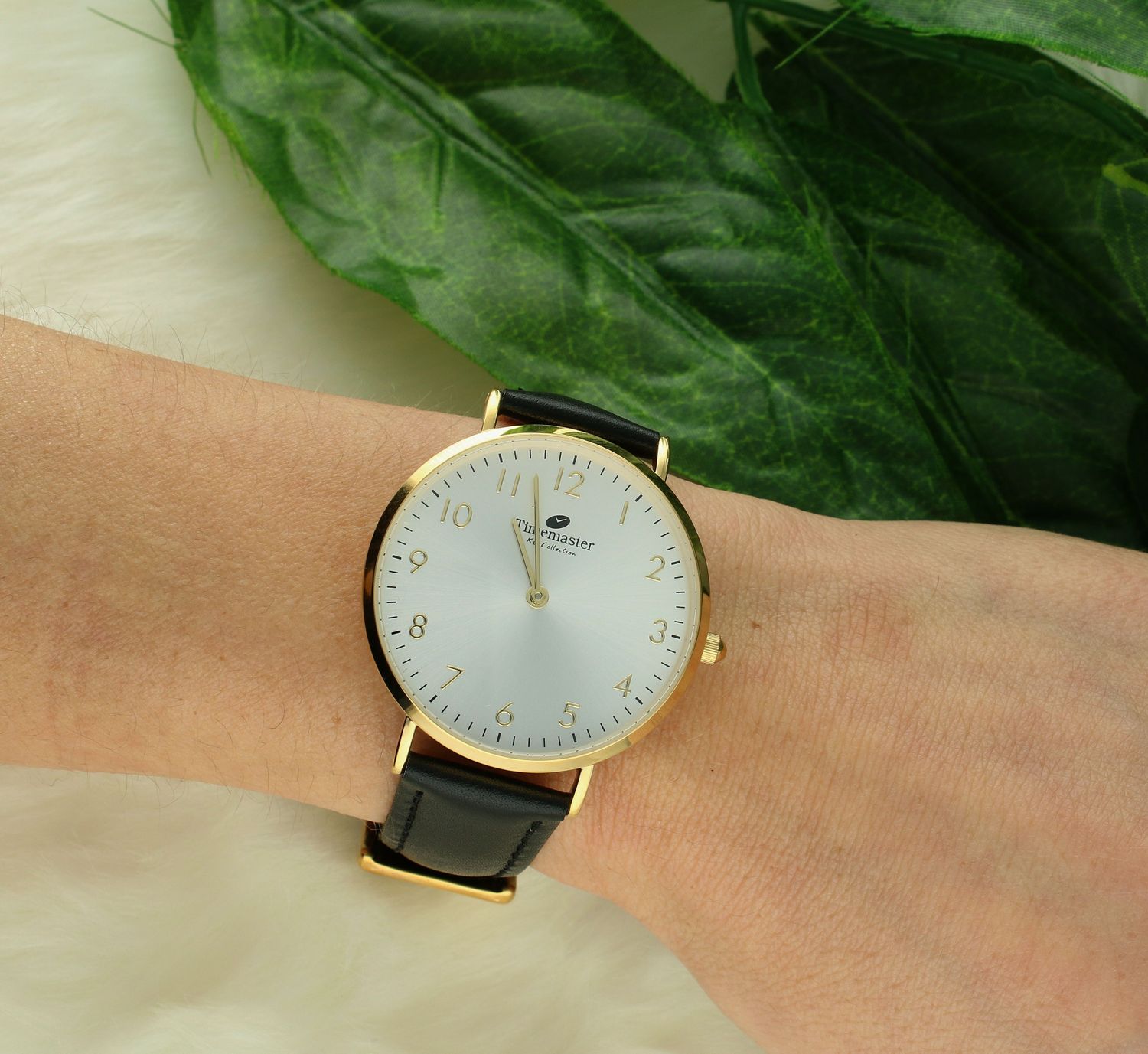 Zegarek męski na pasku Timemaster 246-29 z cyframi. Tani zegarek dla mężczyzny. Zegarek z cyferkami. Męski zegarek złoty na pasku. Pomysł na prezent dla mężczyzny. Czytelny zegarek, tani..jpg