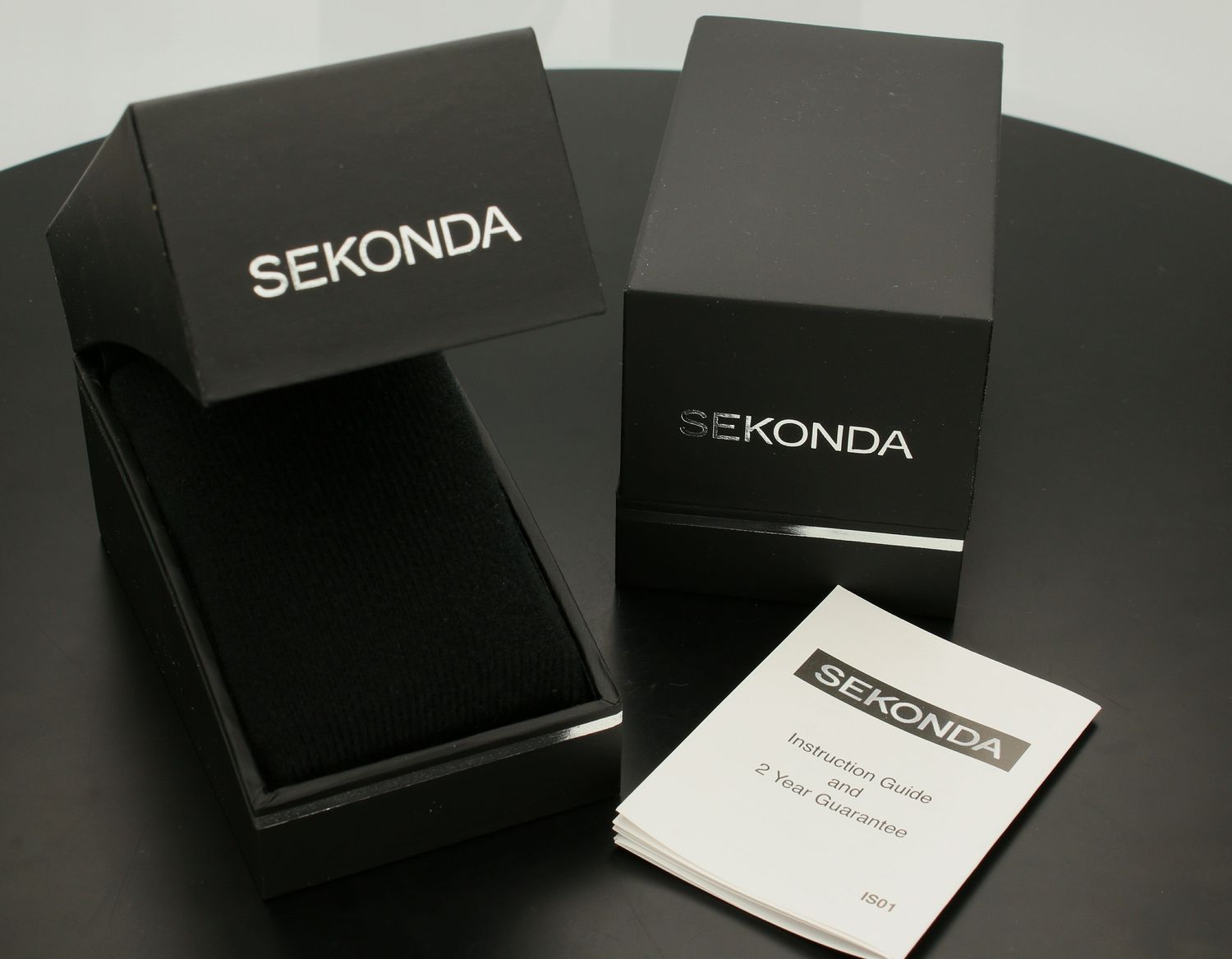 Zegarek damski Sekonda ' Perłowy klasyk' 2634.1.jpg