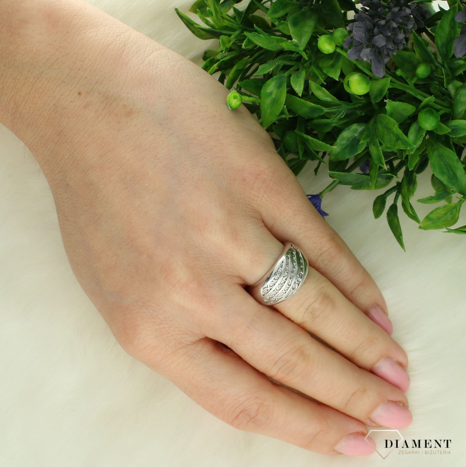 Srebrny pierścionek damski 925 z cyrkoniami rozmiar 10 270271380400W (2).jpg