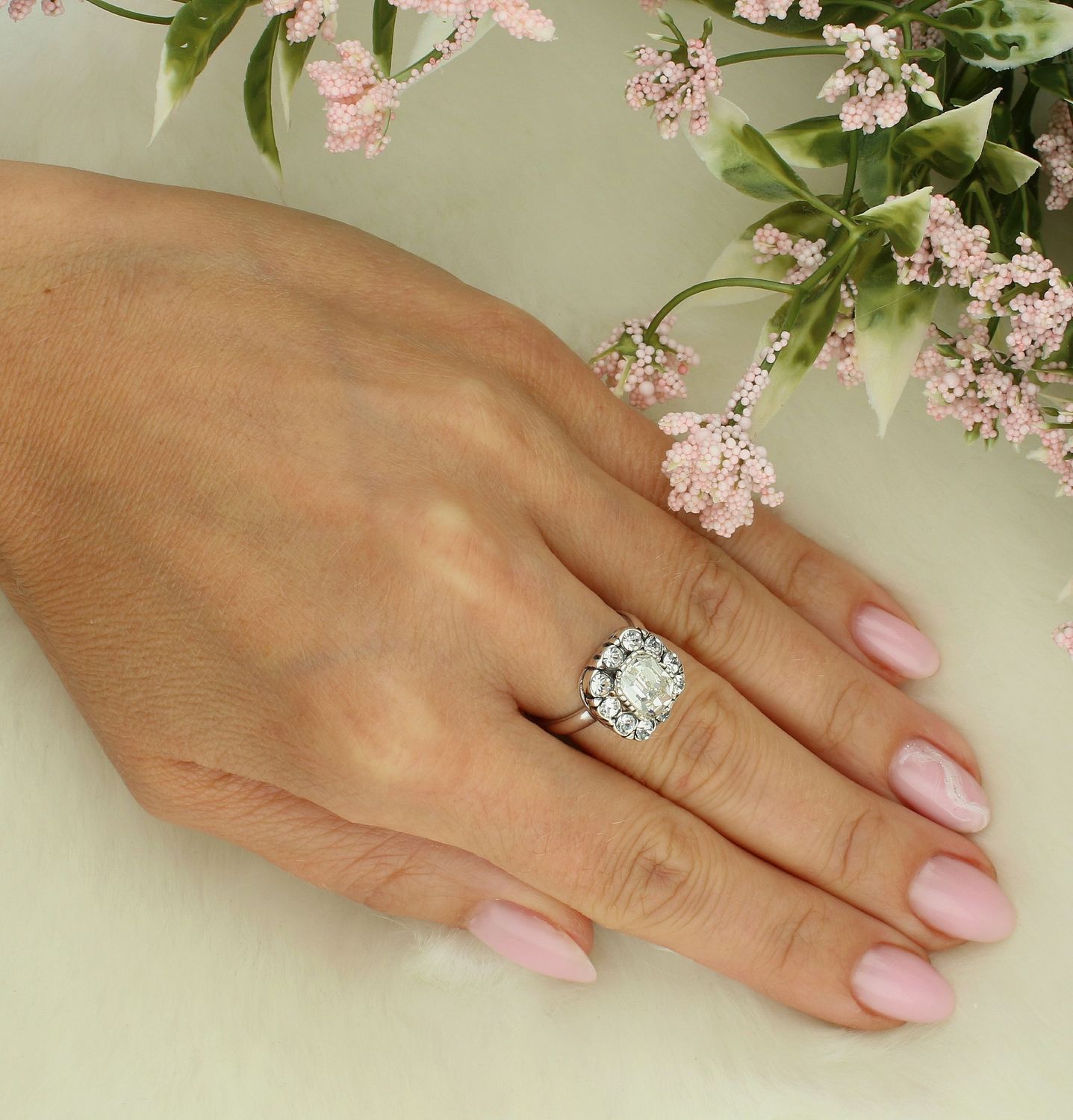 Srebrny pierścionek damski 925 kwadratowa duża cyrkonia rozmiar 13 27030027.jpg