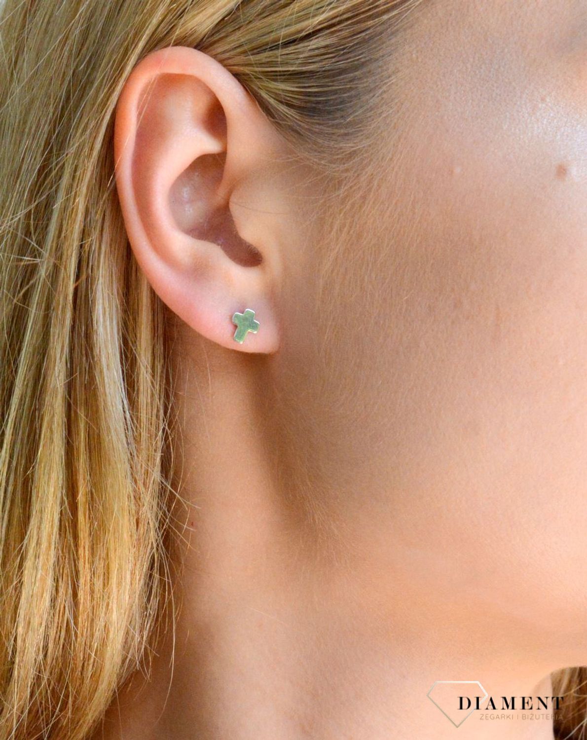 Srebrne kolczyki damskie 925 krzyżyki na sztyft 27103002B0120. Srebrne kolczyki damskie. Kolczyki srebrne na sztyft. Kolczyki srebrne krzyżyki. Srebrne krzyżyki wkrętki na prezent..jpg