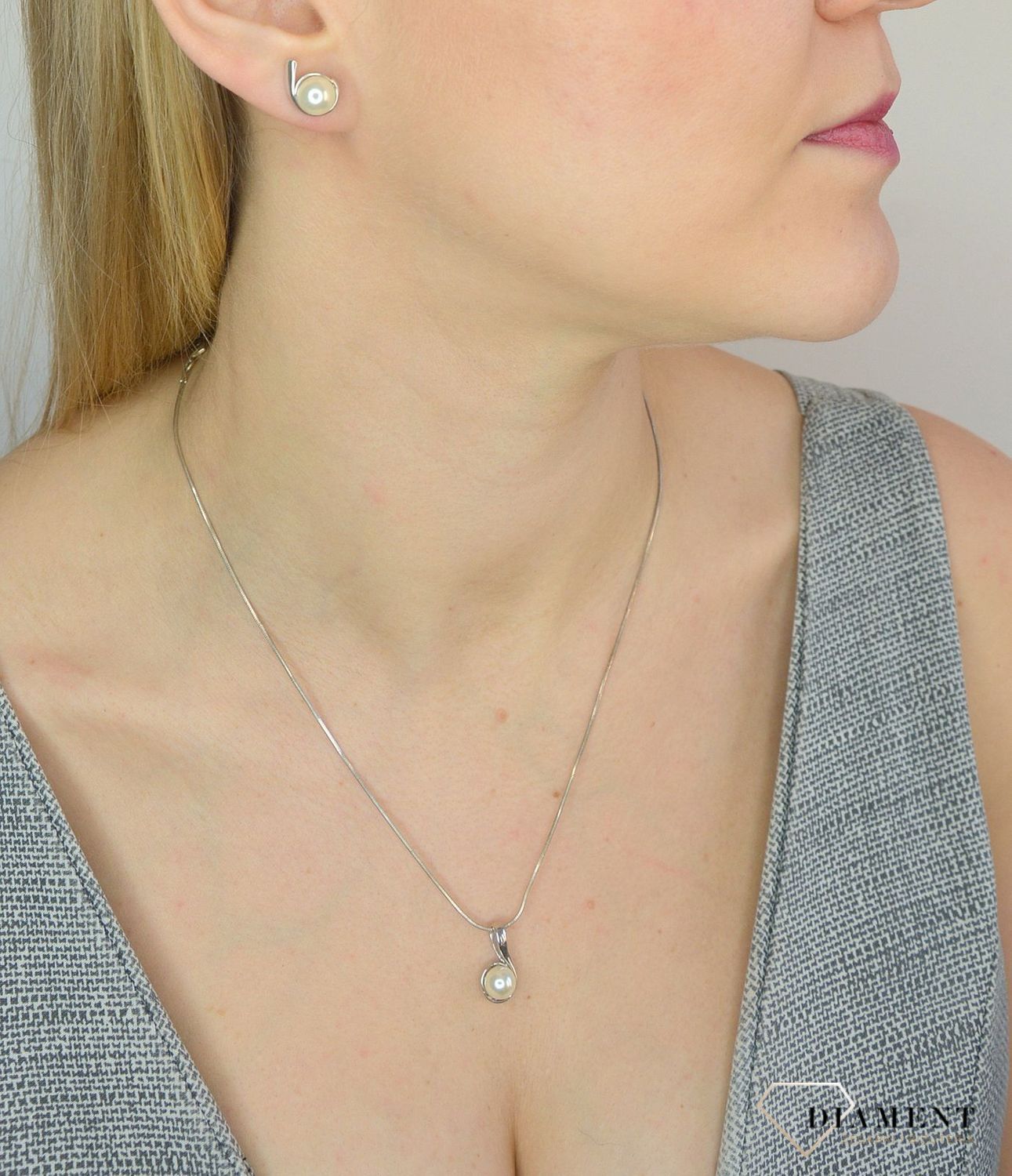 Srebrne kolczyki 925 srebro z perłą 271225800410.jpg