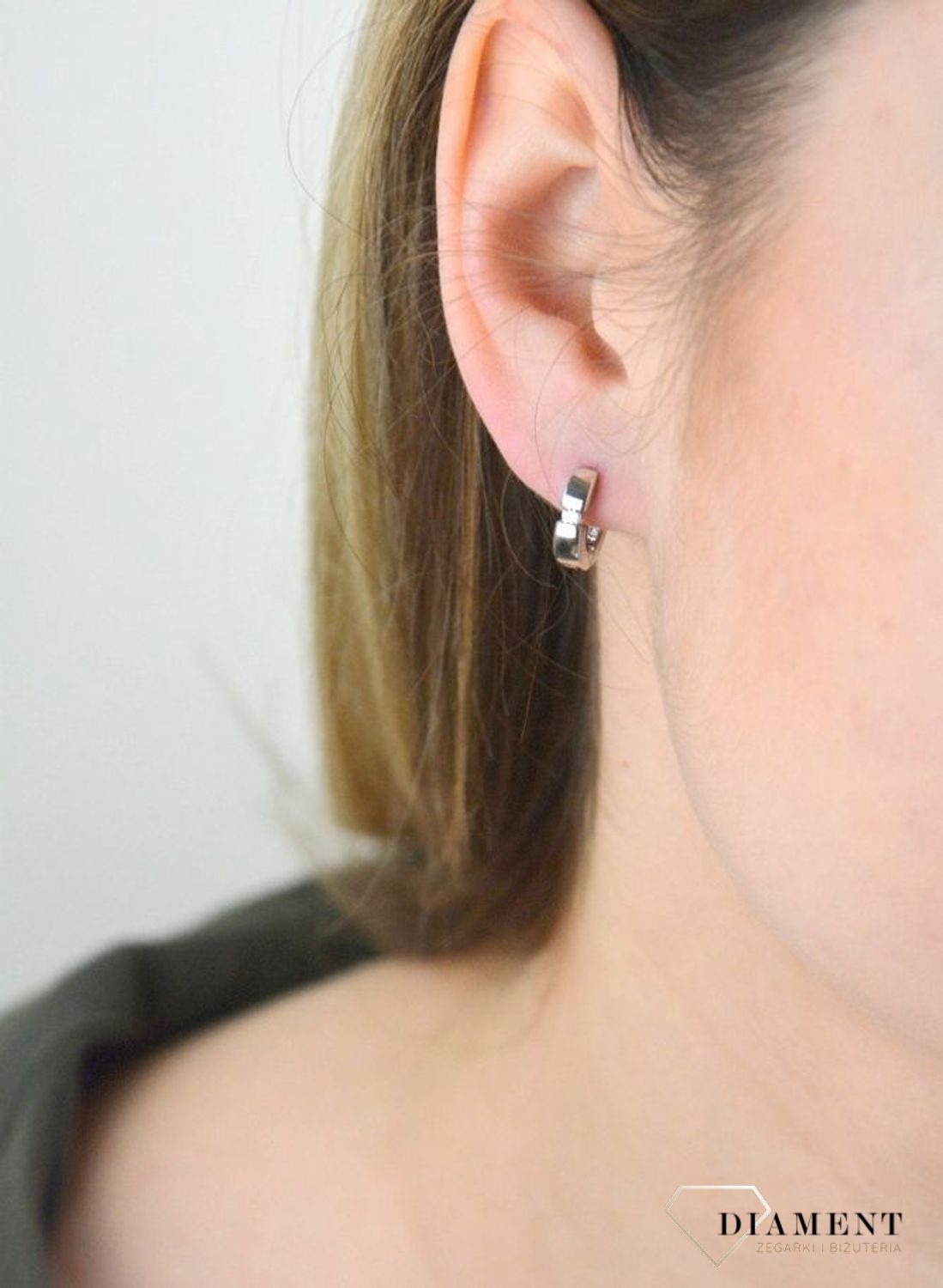 Kolczyki srebrne małe kółka z cyrkonią 271273060290.jpg