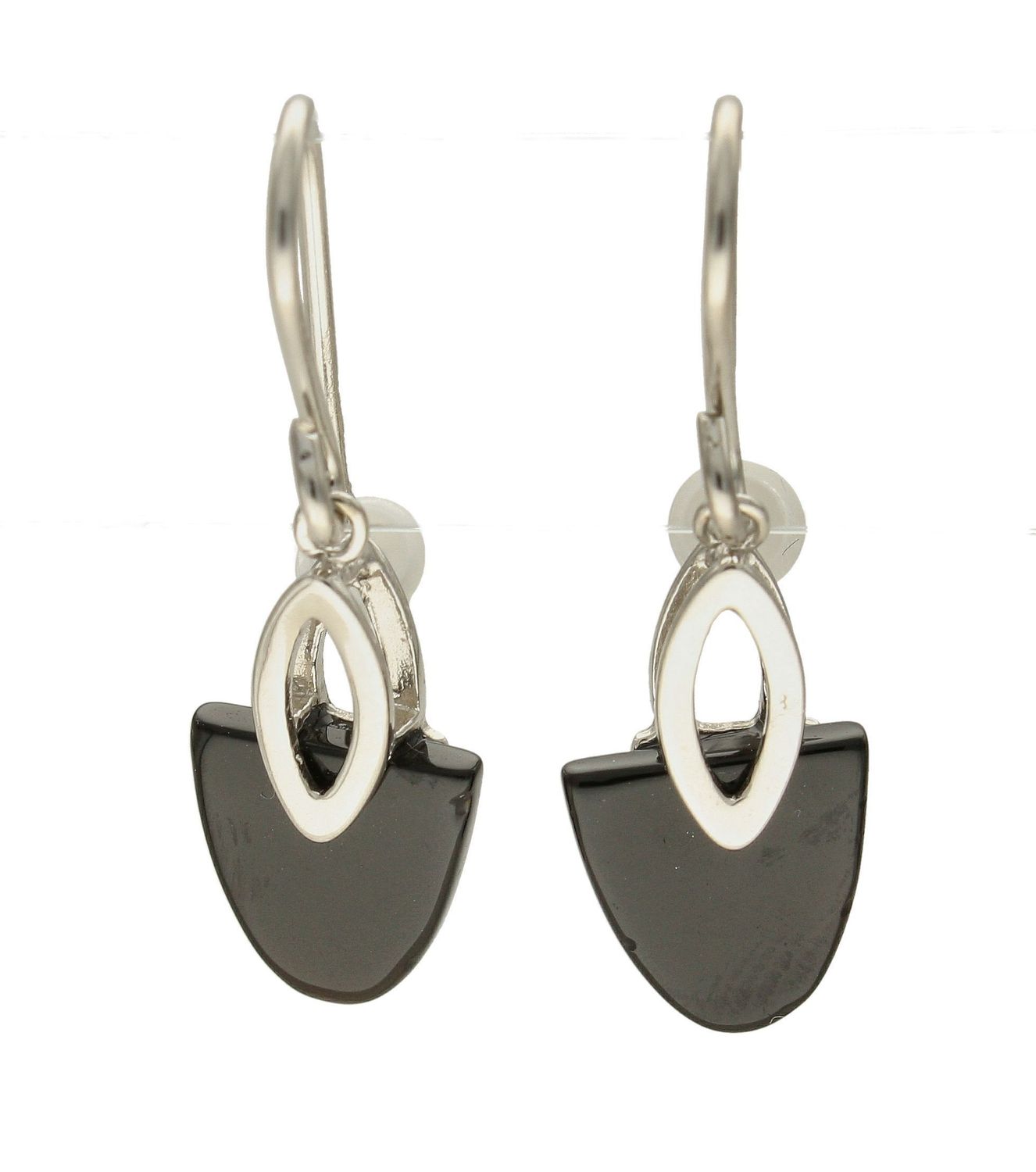 Srebrne kolczyki wiszące z czarną masą perłową 27127595. Kolczyki o trójkątnych kształcie z zaokrąglonymi bokami. Kolczyki zostały ozdobione czarną masą perłową. Urocza biżuteria jest idealna do podkreślenia bardziej indywidua.jpg