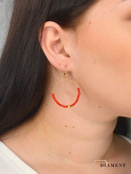 Srebrne kolczyki kółka pozłacane czerwone koraliki 271420670230W. Kolczyki srebrne pozłacane damskie koła 3 cm wydają się być jednym z najbardziej uniwersalnych i nieprzerwanie popul (5).JPG
