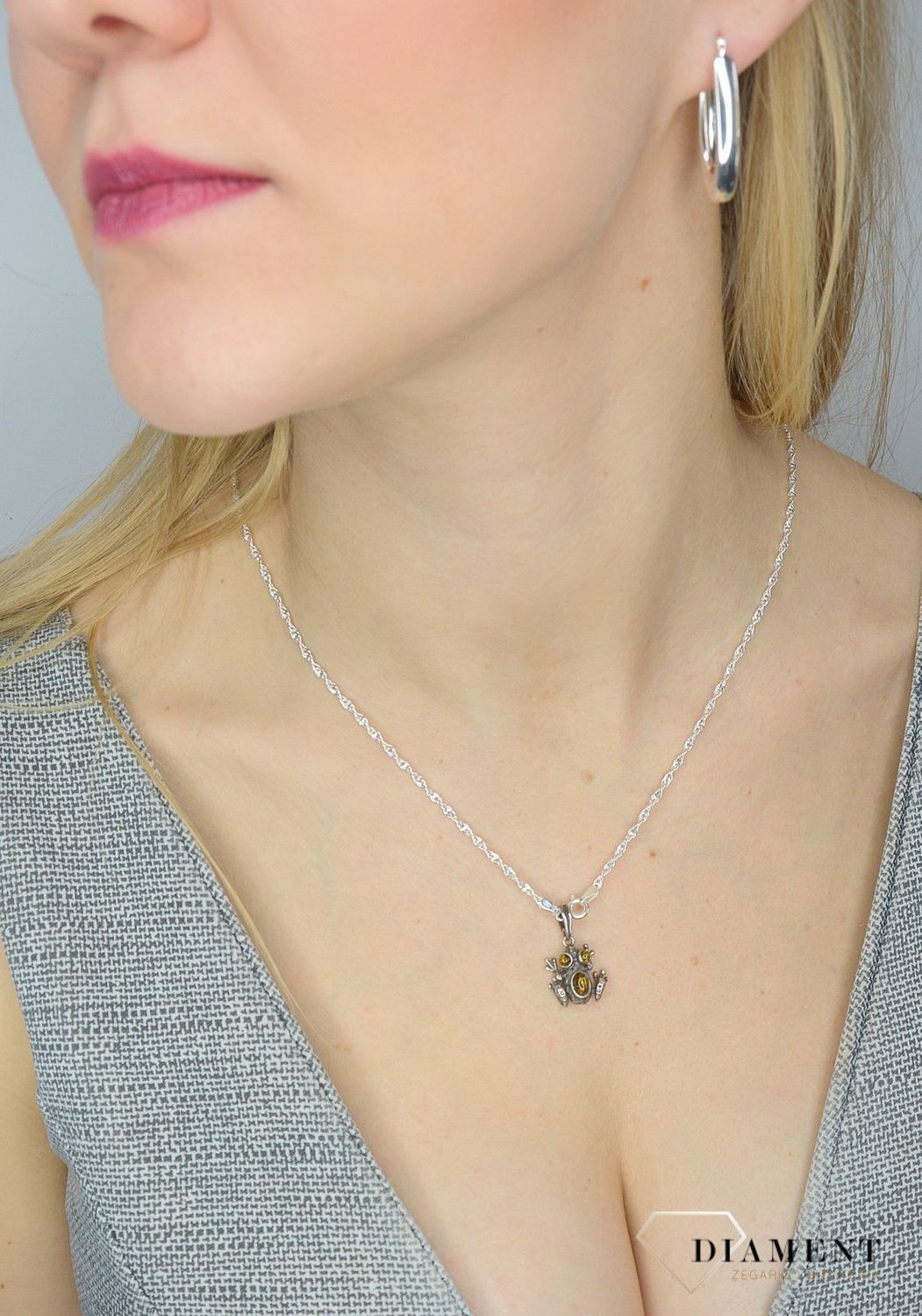 Owalne kolczyki srebrne 271910370440.jpg