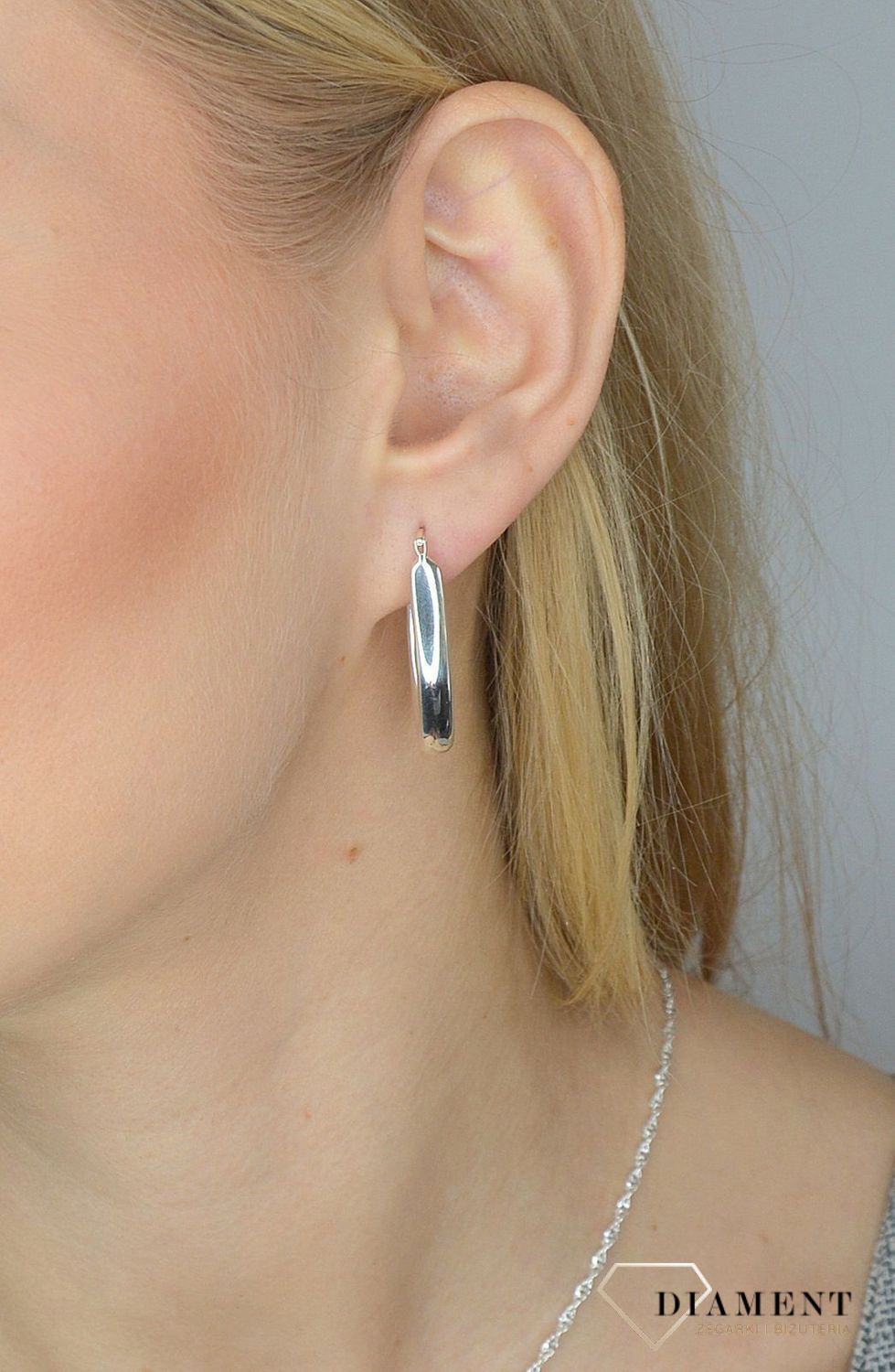 Owalne kolczyki srebrne 271910370440.jpg