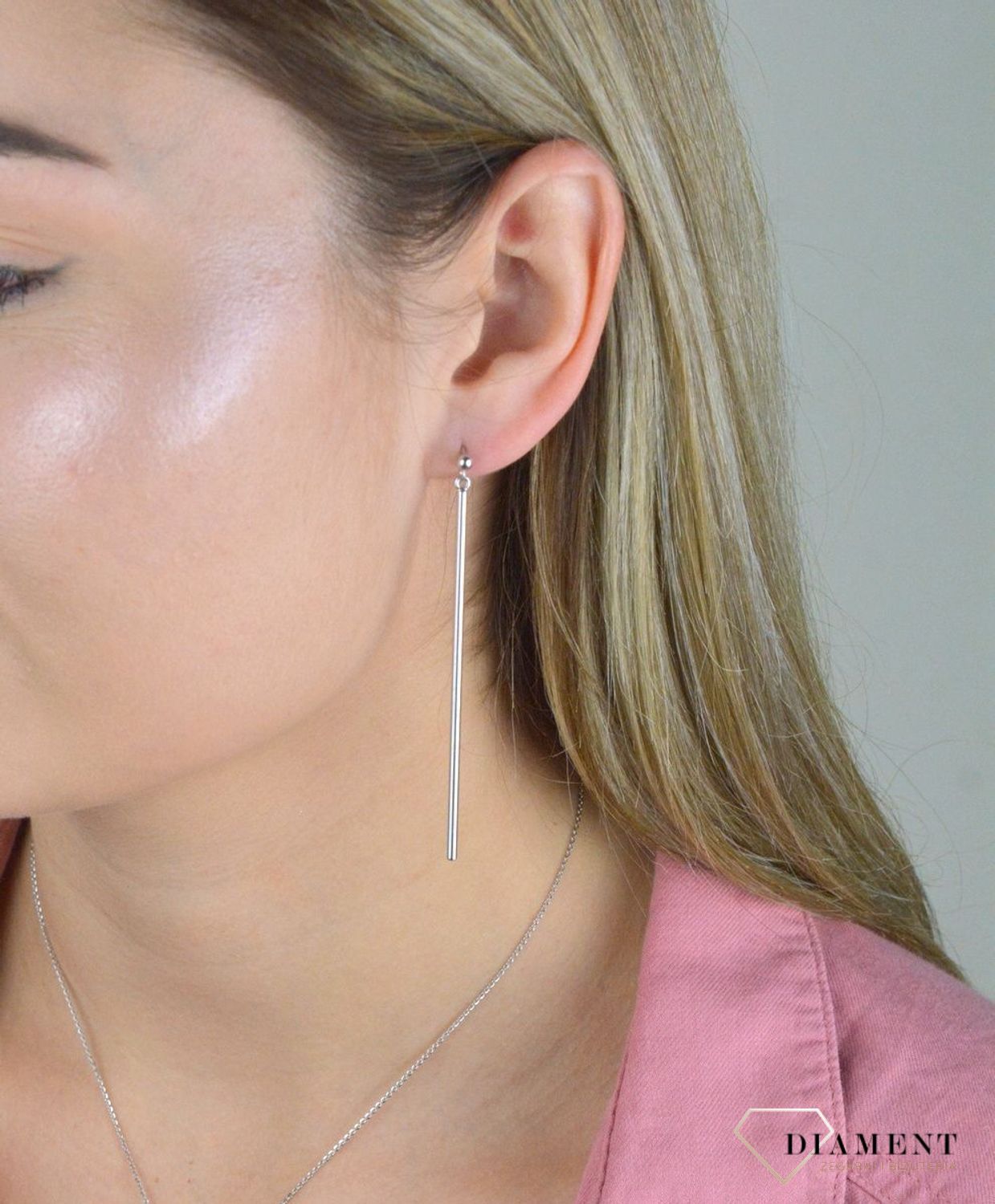 Kolczyki srebrne wiszące pałeczki 271921300300. Kolczyki klasyczne. Kolczyki na prezent. Proste kolczyki. Biżuteria na prezent. Długie kolczyki..jpg