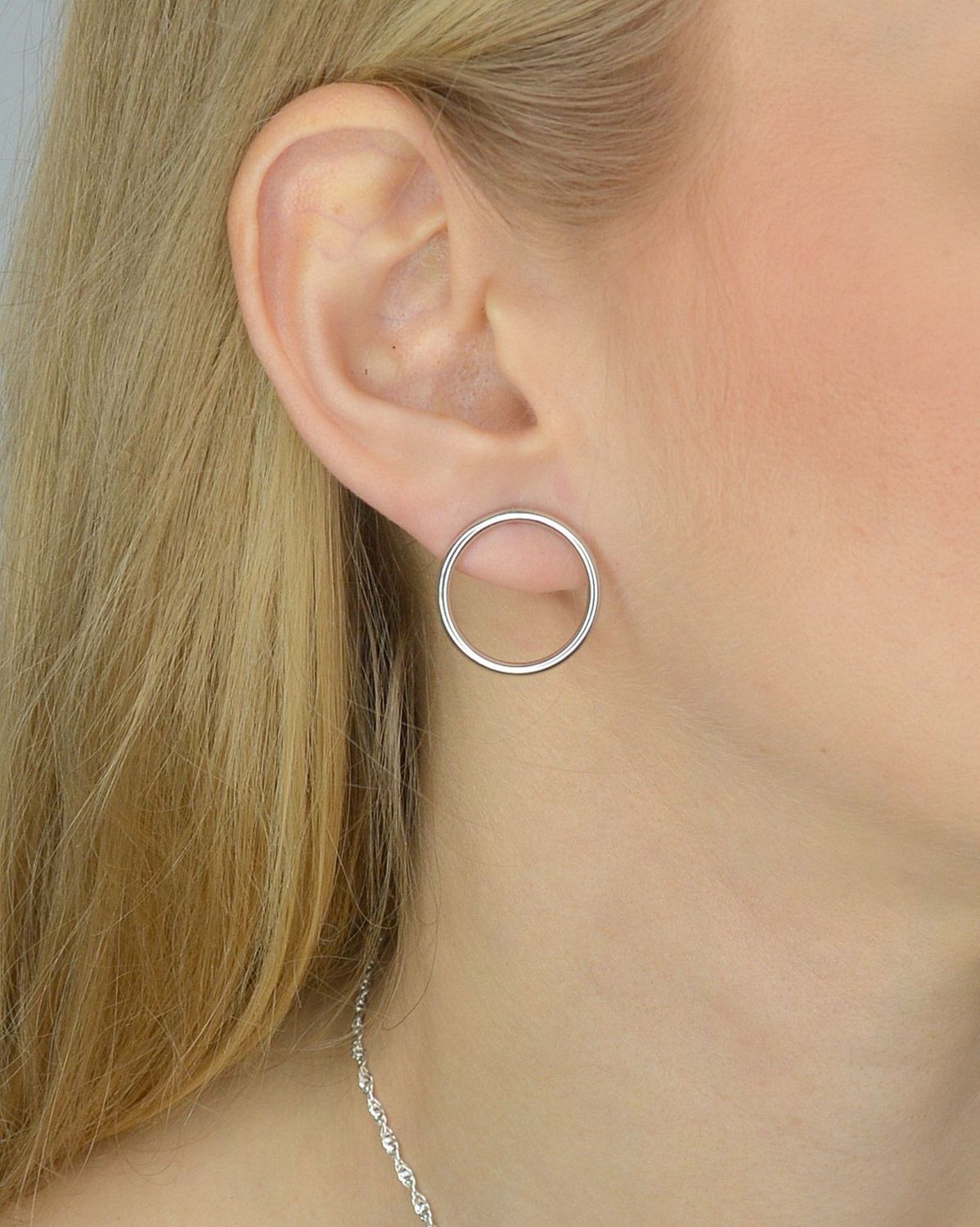 Srebrne okrągłe kolczyki 'delikatny styl' 271922040240.jpg