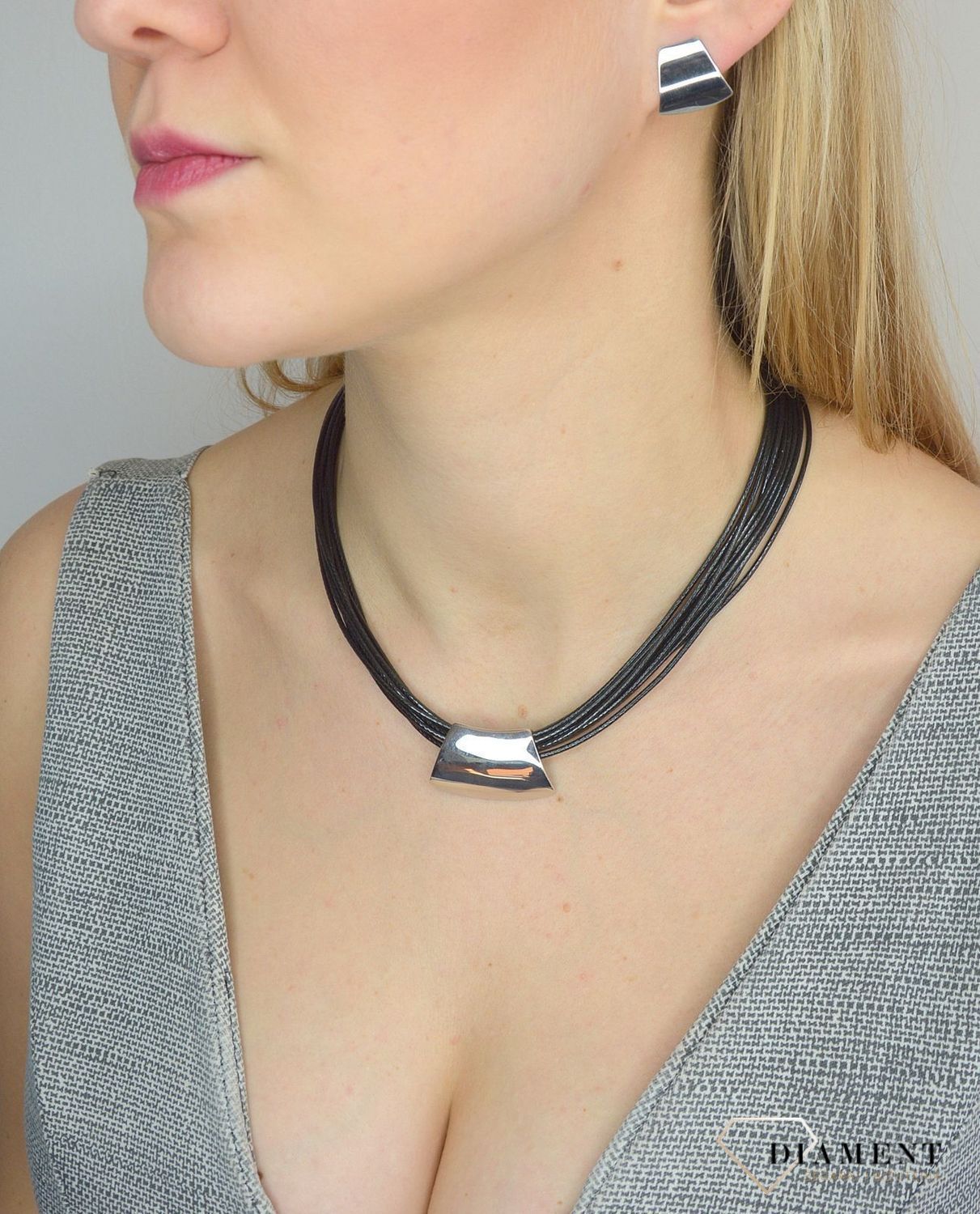 Kolczyki srebrne blaszki gładkie.jpg