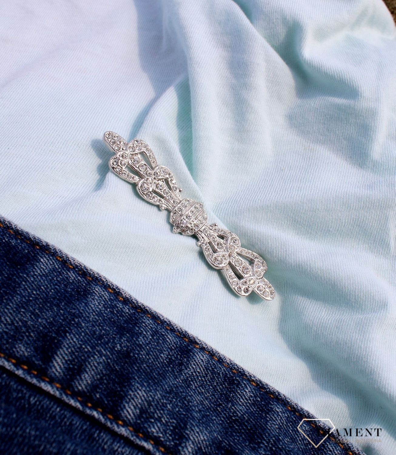 Srebrna broszka 'podwójna kokardka z cyrkonią' 273300020750W.jpg