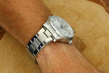 Timemaster 27401 – zegarek męski z mechanizmem Miyota, stalową kopertą i bransoletą, datownikiem i wodoszczelnością 10ATM. Klasyka i niezawodność w jednym (3).jpg
