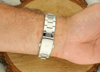 Zegarek TIMEMASTER 27404 – męski model z zieloną tarczą, stalową bransoletą, datownikiem i wodoszczelnością 100M. Elegancki i funkcjonalny. Gwarancja 3 lata. Kup online!4.jpg