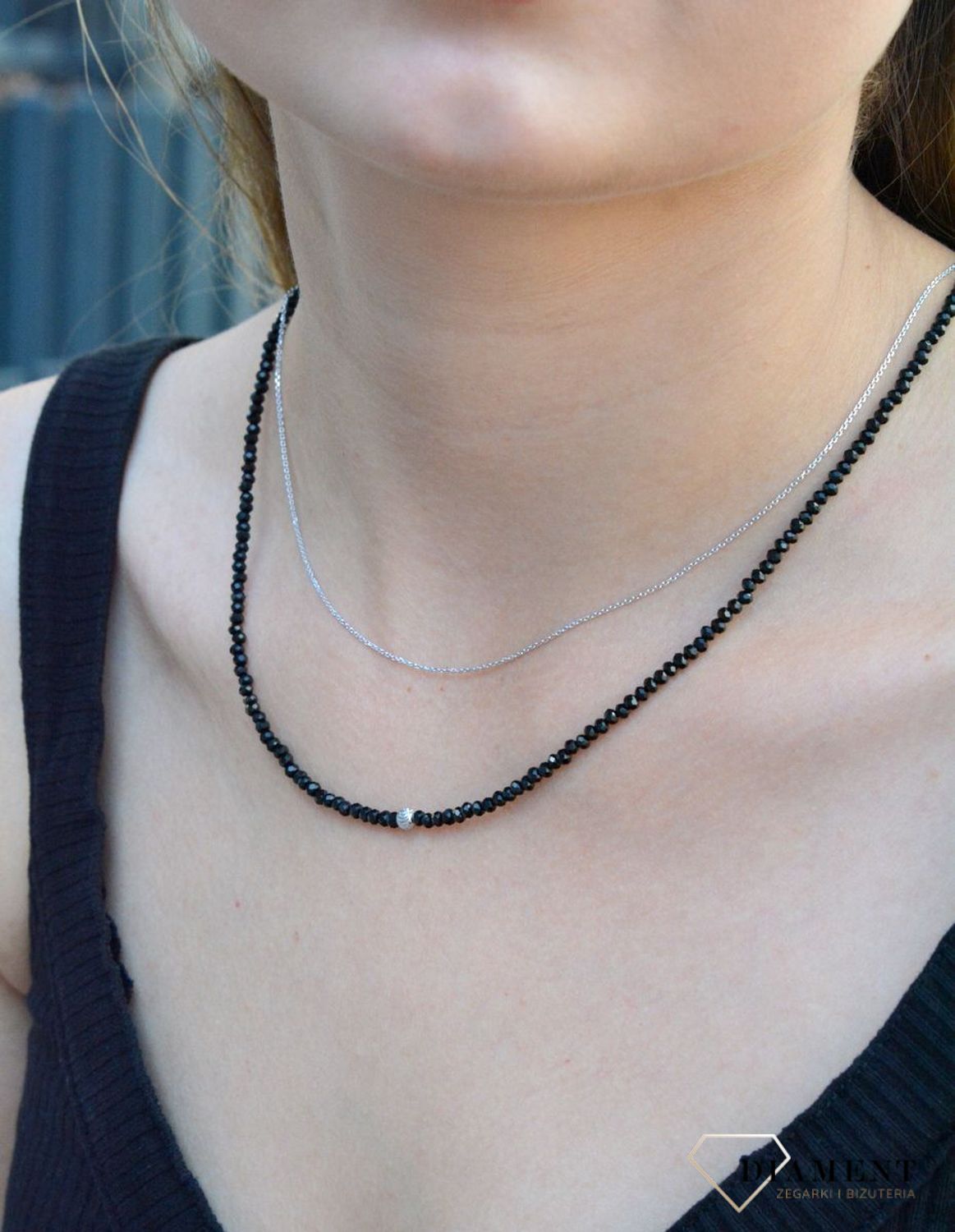 Naszyjnik damski srebrny ze spinelem 27442067. Naszyjnik damski srebrny. Naszyjnik damski ze spinelem. Naszyjnik drobne kamienie czarne. Naszyjnik srebrny damski ze spinelem. Naszyjnik idealny na każdą okazj.jpg
