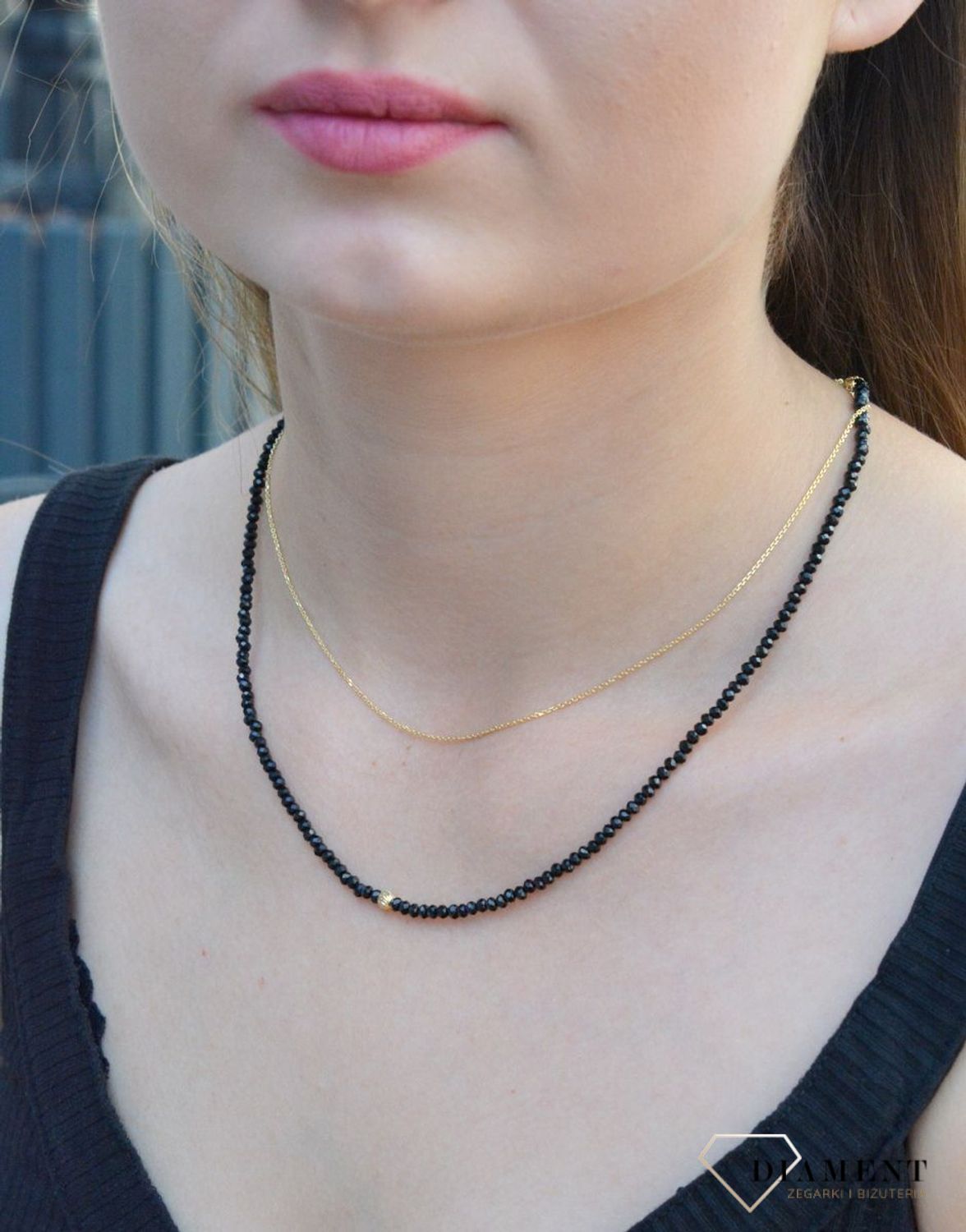 Naszyjnik damski srebrny pokryty złotem ze spinelem 27442067Z. Naszyjnik damski srebrny pokryty złotem. Naszyjnik damski ze spinelem. Naszyjnik drobne kamienie czarne. Naszyjnik srebrny damski ze spinelem. Naszyjnik idealny na.jpg