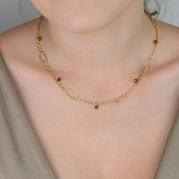 Pozłacany naszyjnik srebrny 925 z owalnymi oczkami i brązowymi kryształkami. Długość 45 + 3 cm, waga 6,60 g, zapięcie na karabińczyk. Idealny dodatek na wyjątkowe okazje (2).JPG