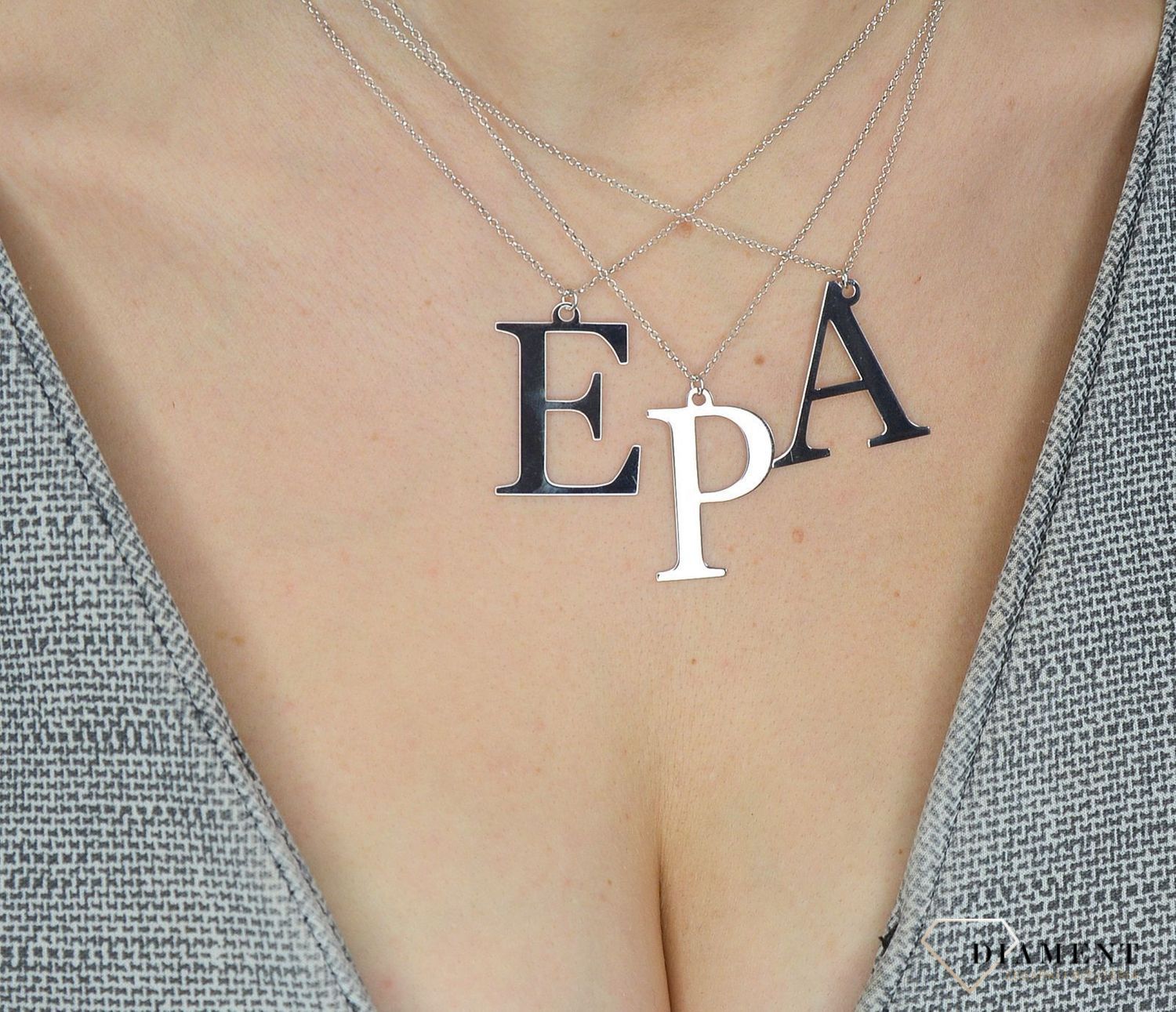 Srebrny naszyjnik literka A 274621010400.jpg