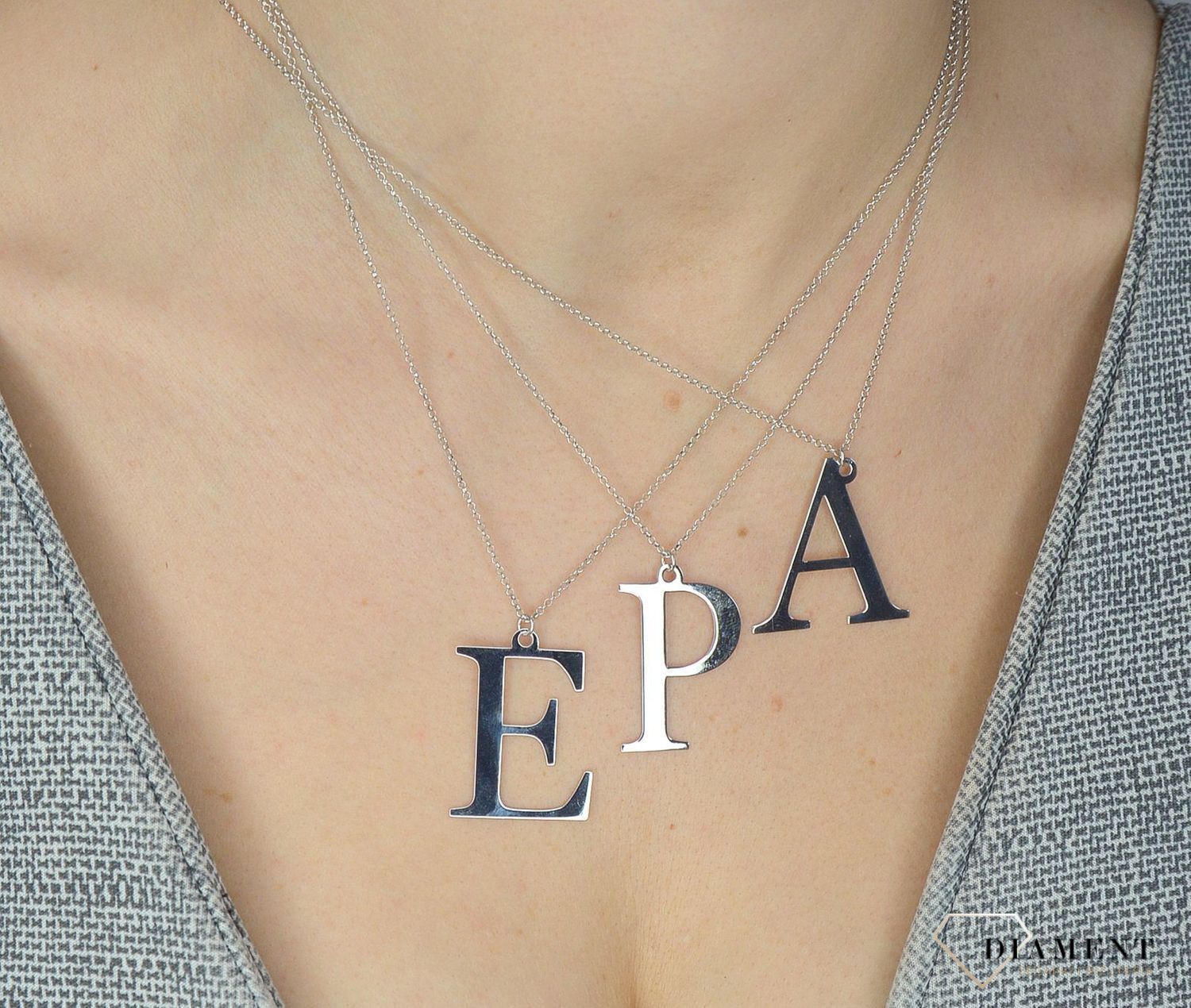Srebrny naszyjnik literka A 274621010400.jpg