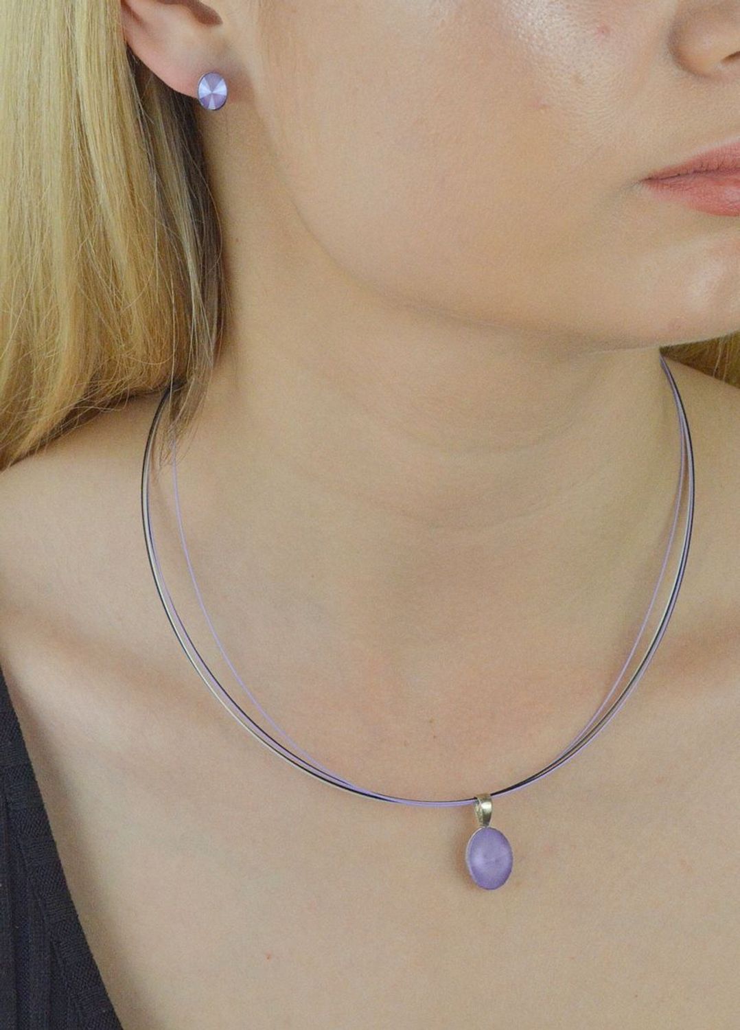 Naszyjnik sztywna żyłka fioletowy 27471016-2. Naszyjnik damski żyłki. Naszyjnik damski sztywna żyłka. Naszyjnik fioletowy. Naszyjnik młodzieżowy. Naszyjnik żyłka na lato. Naszyjnik idealny dla nastolatki .jpg